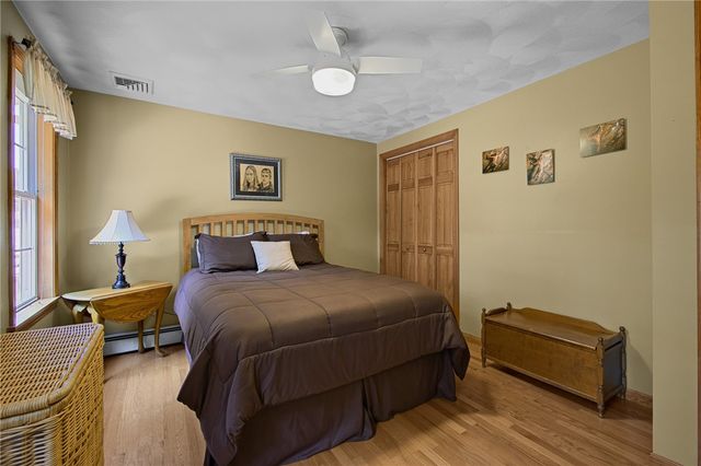 5 Lauretta Lane, Lincoln, RI 02865