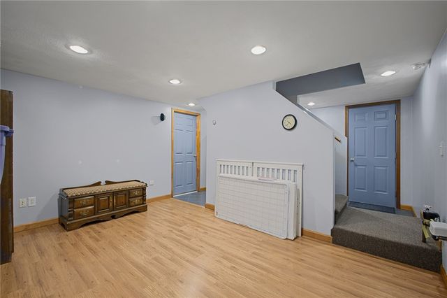 5 Lauretta Lane, Lincoln, RI 02865