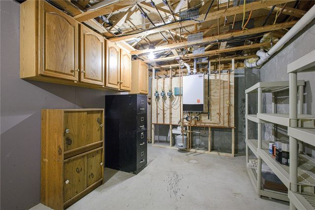 5 Lauretta Lane, Lincoln, RI 02865