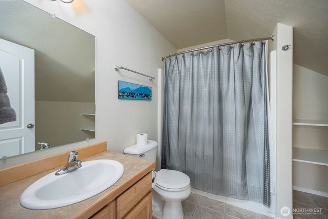 320 E Inglewood Drive, Moses Lake, WA 98837