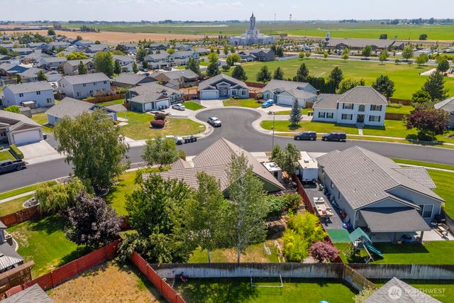 320 E Inglewood Drive, Moses Lake, WA 98837