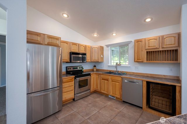 320 E Inglewood Drive, Moses Lake, WA 98837