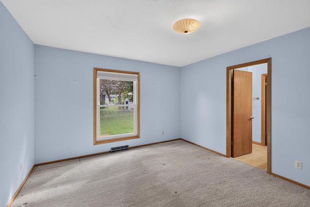 1709 Lynndale Road, Madison, WI 53711