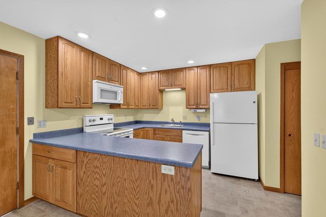 1709 Lynndale Road, Madison, WI 53711