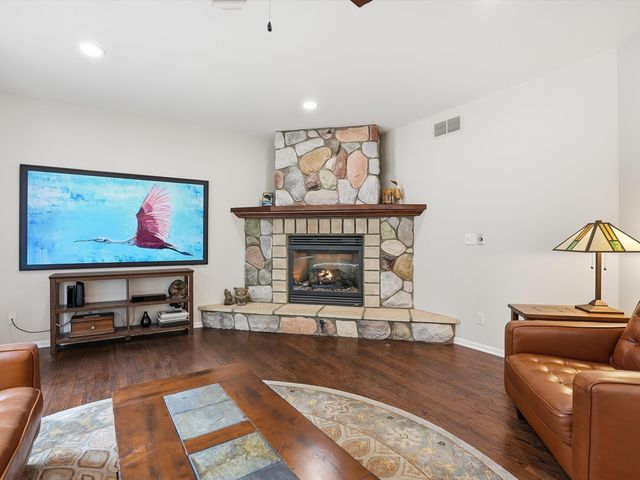 11542 Lancelot Lane, Putnam Twp, MI 48169