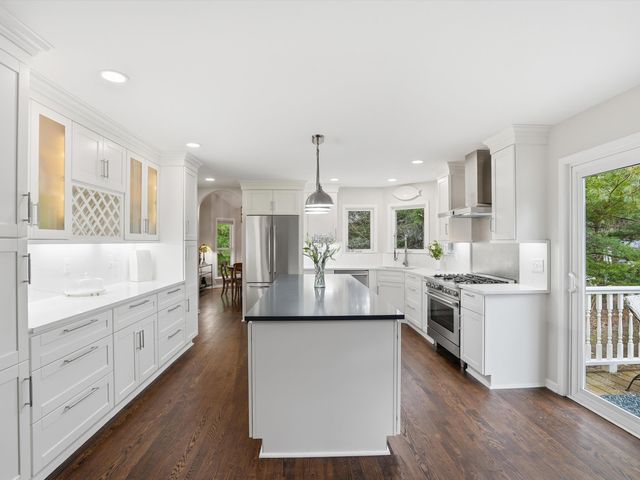 11542 Lancelot Lane, Putnam Twp, MI 48169