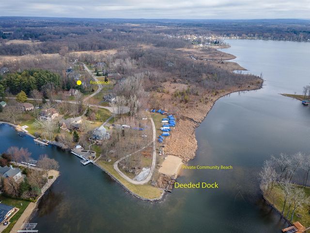 11542 Lancelot Lane, Putnam Twp, MI 48169