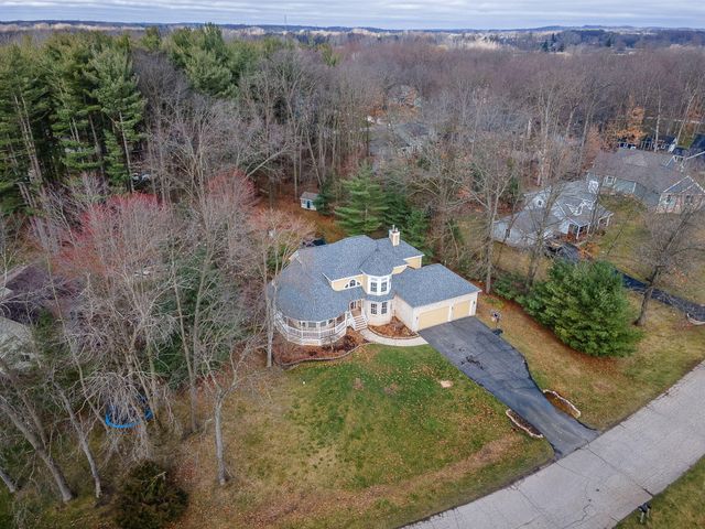 11542 Lancelot Lane, Putnam Twp, MI 48169