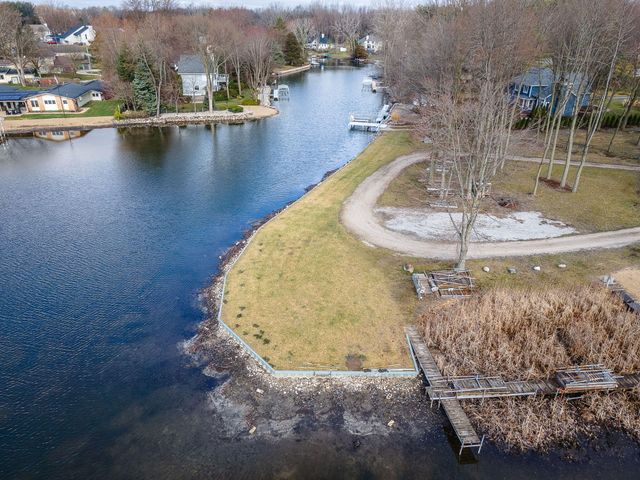 11542 Lancelot Lane, Putnam Twp, MI 48169