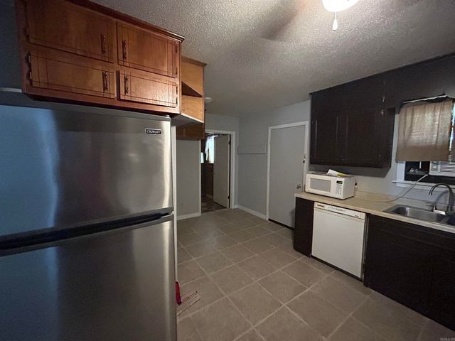 347 E Old Military Rd, Colt, AR 72326