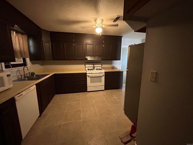 347 E Old Military Rd, Colt, AR 72326