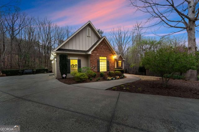 167 Early Red Pippin, Clarkesville, GA 30523