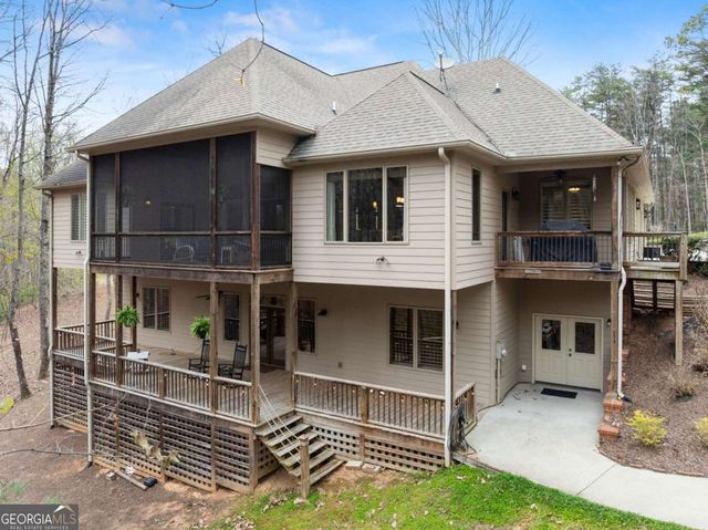 167 Early Red Pippin, Clarkesville, GA 30523