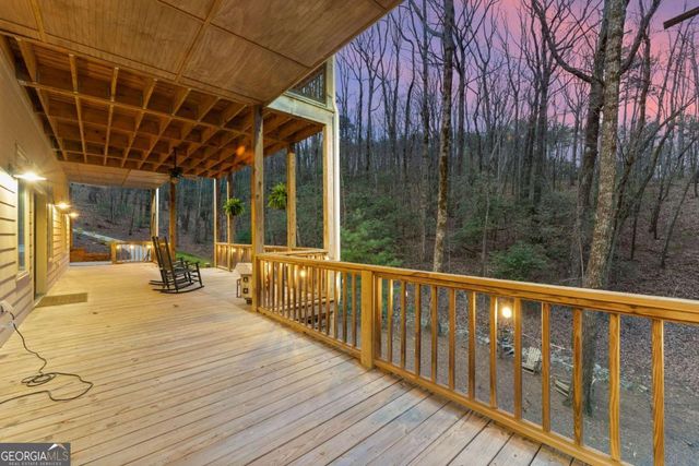 167 Early Red Pippin, Clarkesville, GA 30523