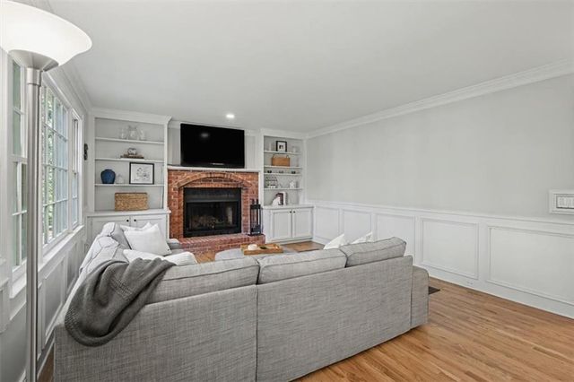 1652 Windcrest Drive SW, Marietta, GA 30064