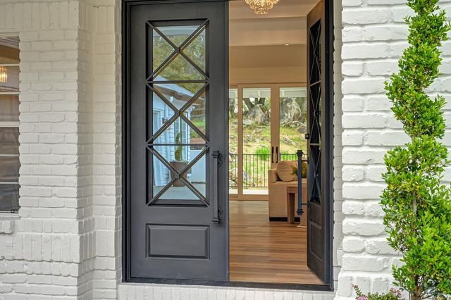 10180 Tierra Del Lago Pl, Newcastle, CA 95658