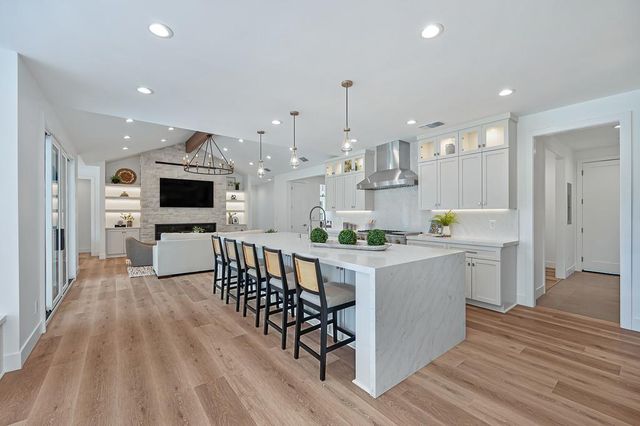 10180 Tierra Del Lago Pl, Newcastle, CA 95658