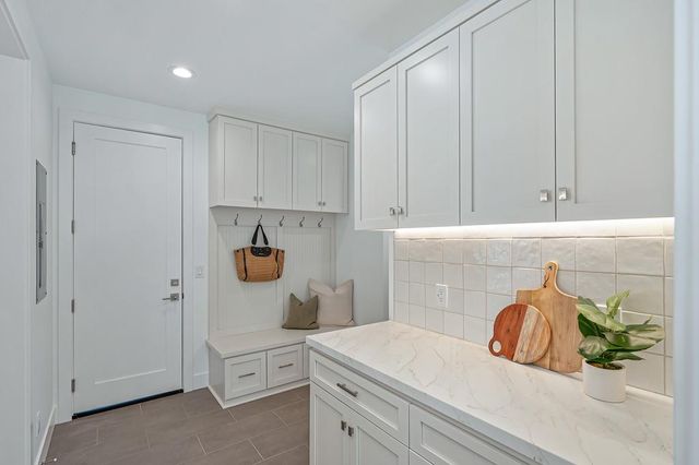 10180 Tierra Del Lago Pl, Newcastle, CA 95658