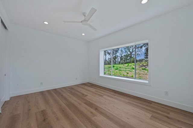 10180 Tierra Del Lago Pl, Newcastle, CA 95658