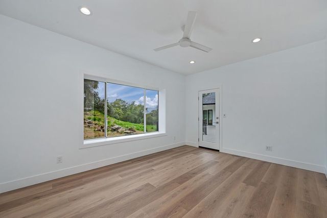 10180 Tierra Del Lago Pl, Newcastle, CA 95658