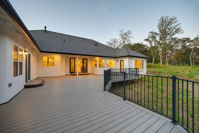10180 Tierra Del Lago Pl, Newcastle, CA 95658