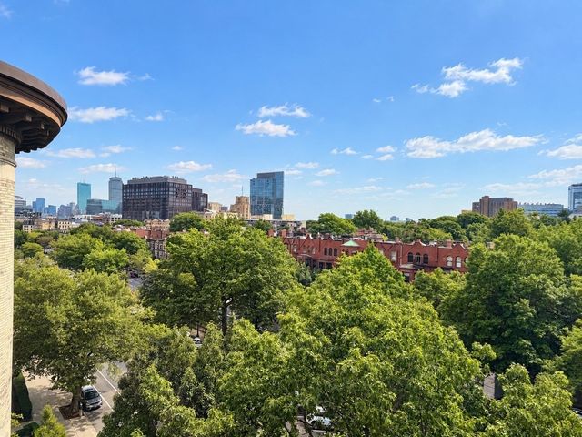 1070 Beacon St. 6A, Brookline, MA 02446