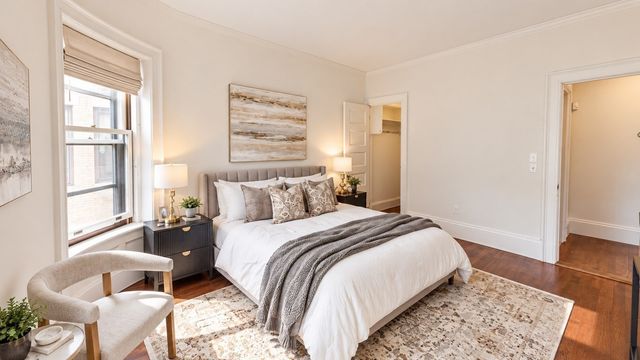 1070 Beacon St. 6A, Brookline, MA 02446