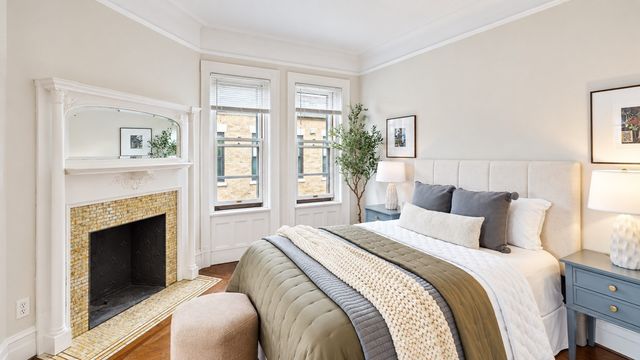 1070 Beacon St. 6A, Brookline, MA 02446