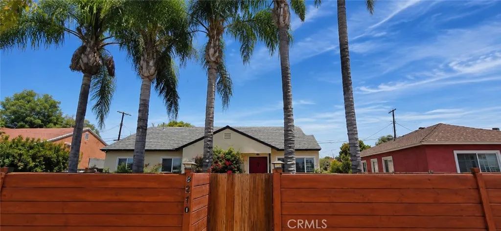 8210 White Oak Avenue, Northridge, CA 91325
