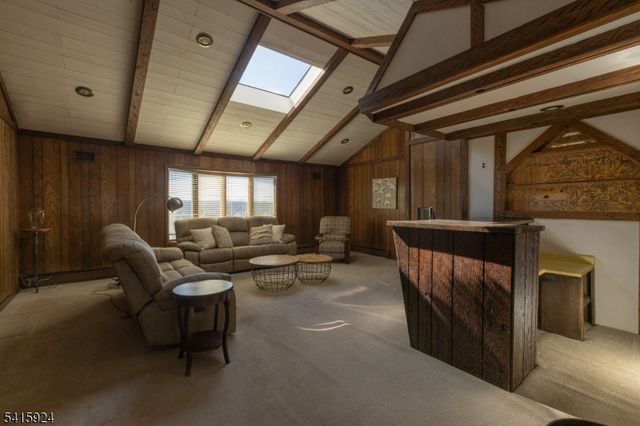 23 Carr Pl, Totowa Boro, NJ 07512