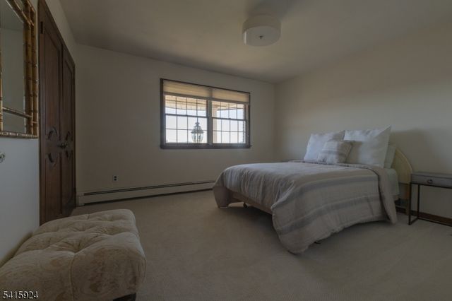 23 Carr Pl, Totowa Boro, NJ 07512