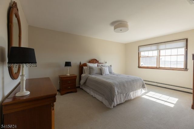 23 Carr Pl, Totowa Boro, NJ 07512