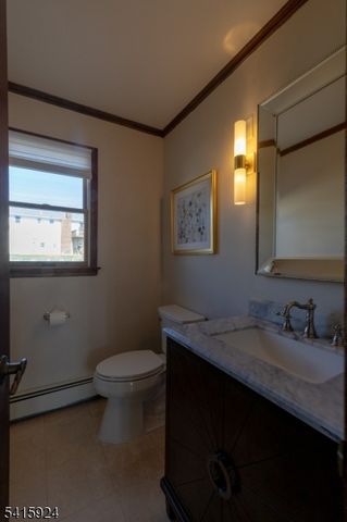 23 Carr Pl, Totowa Boro, NJ 07512