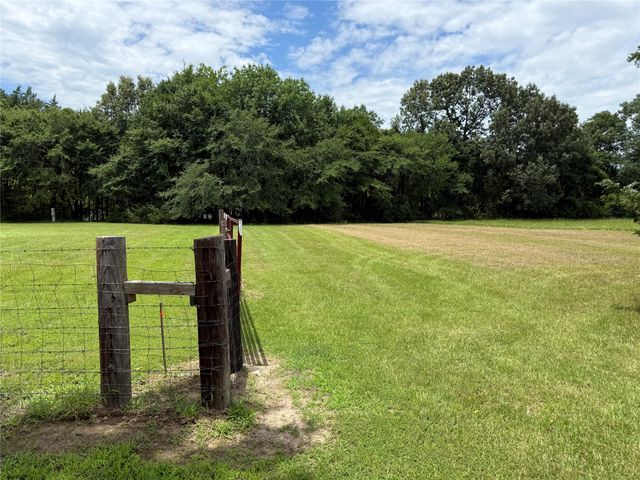3063 VZ County Road 3810, Wills Point, TX 75169