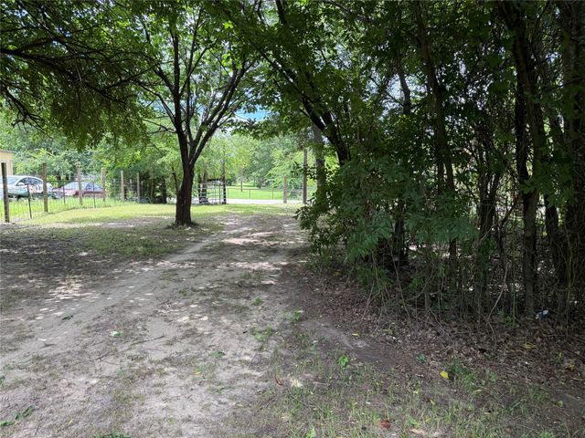3063 VZ County Road 3810, Wills Point, TX 75169
