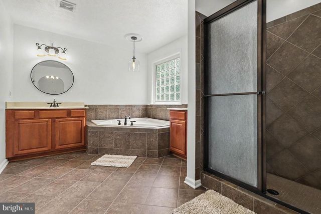 13421 FOX CHASE LN, Spotsylvania, VA 22553