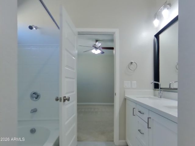 4548 E GRANDVIEW Street, Mesa, AZ 85205