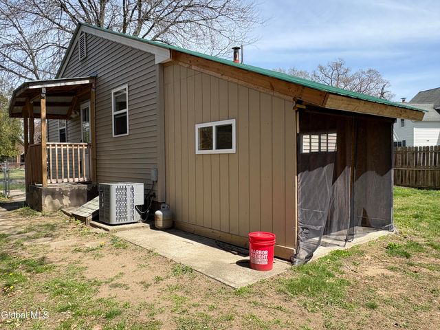 1 La Barge Street, Hudson Falls, NY 12839
