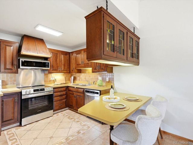 9360 E Center Avenue 2D, Denver, CO 80247