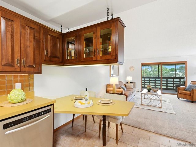 9360 E Center Avenue 2D, Denver, CO 80247