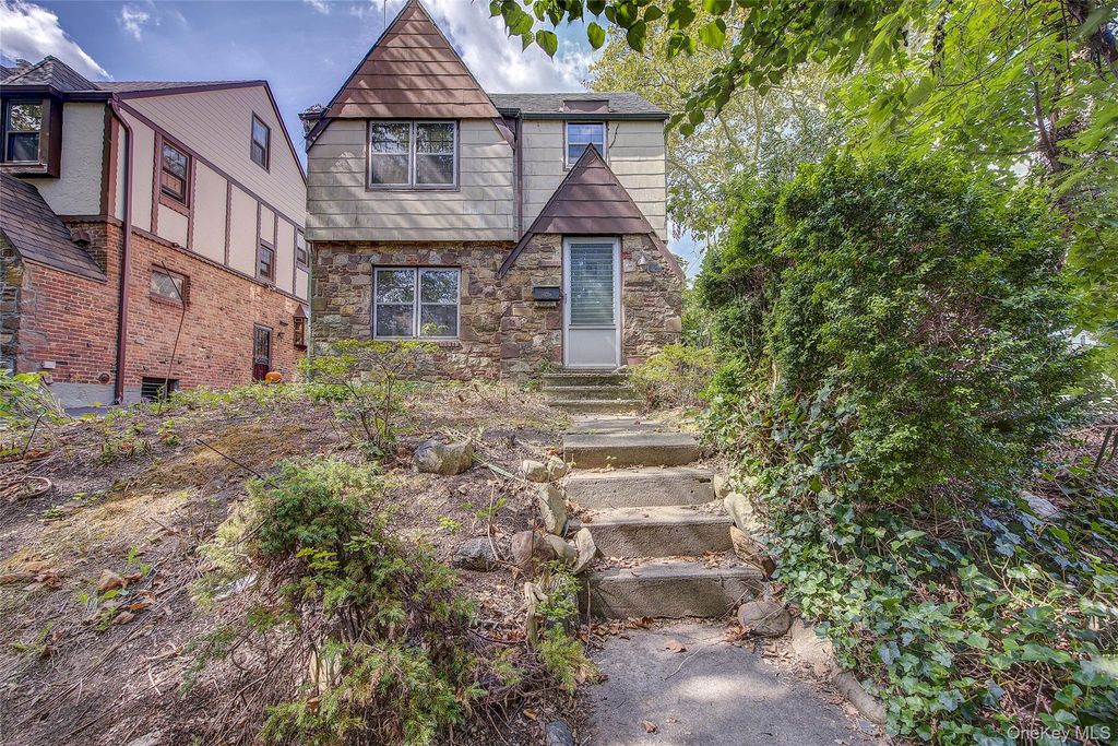 50-02 245th Street, Douglaston, NY 11362 — photo 2