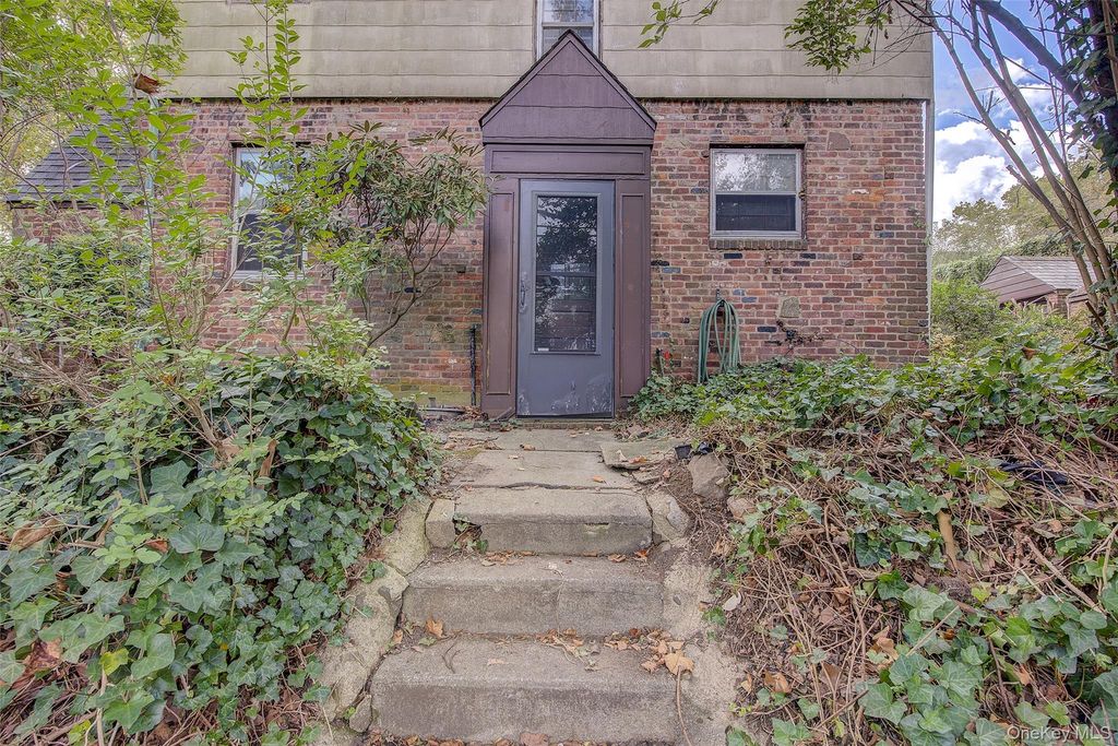 50-02 245th Street, Douglaston, NY 11362 — photo 4