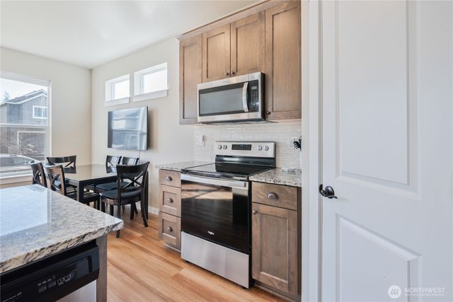 7234 S Ridge Way, Ridgefield, WA 98642