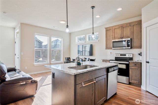 7234 S Ridge Way, Ridgefield, WA 98642