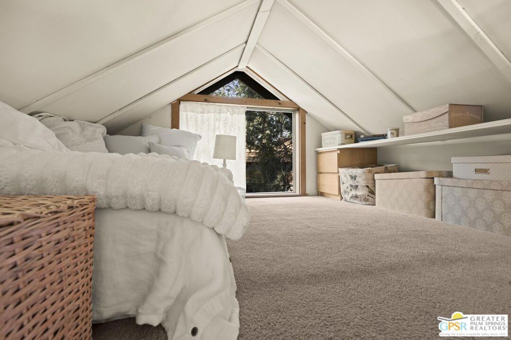 Image 10 of property listing at 53555 Marian View Drive, Idyllwild, CA 92549