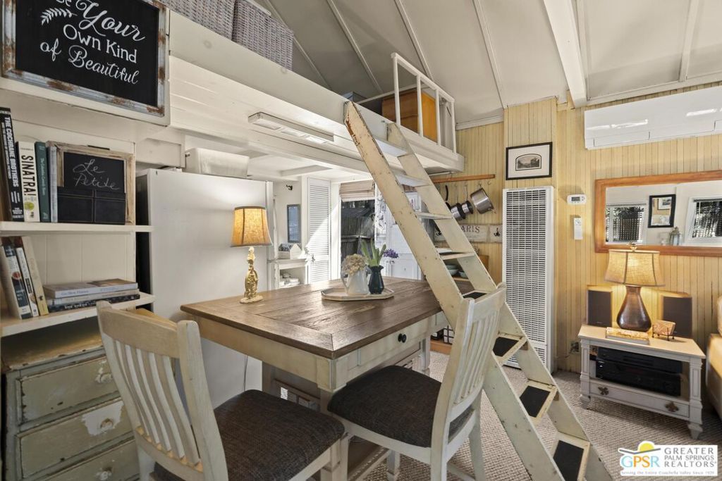 Image 12 of property listing at 53555 Marian View Drive, Idyllwild, CA 92549