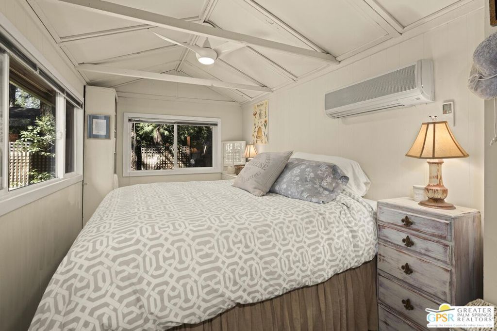 Image 15 of property listing at 53555 Marian View Drive, Idyllwild, CA 92549