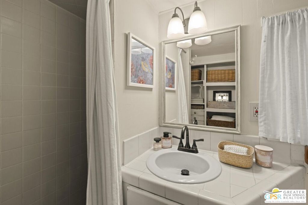 Image 17 of property listing at 53555 Marian View Drive, Idyllwild, CA 92549