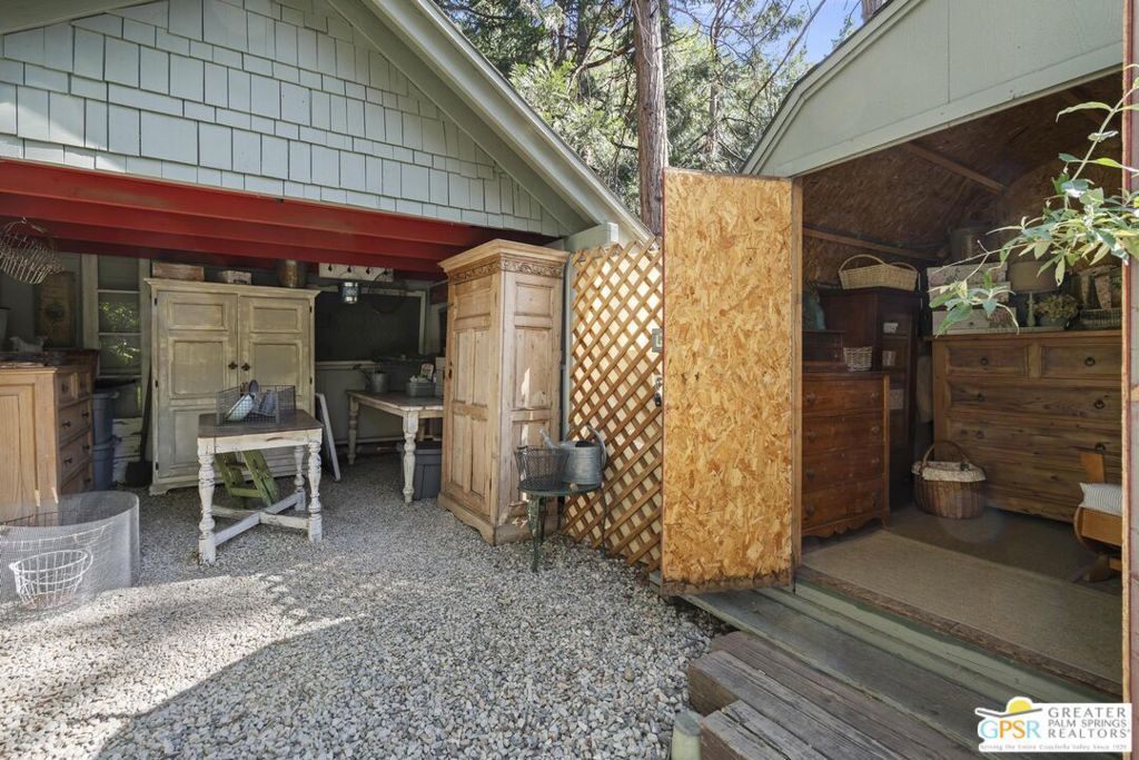 Image 29 of property listing at 53555 Marian View Drive, Idyllwild, CA 92549