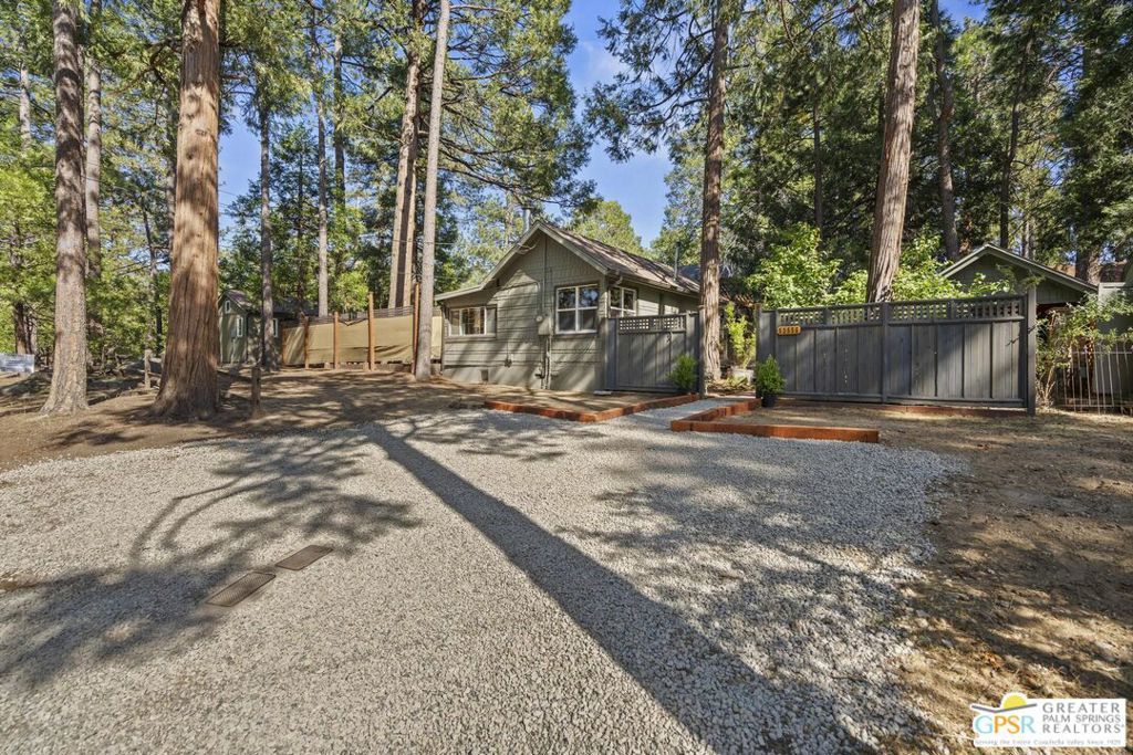 Image 33 of property listing at 53555 Marian View Drive, Idyllwild, CA 92549